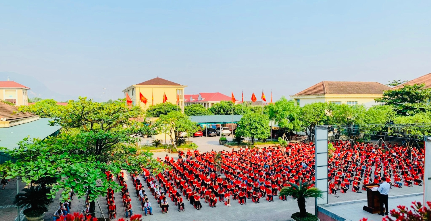 TRƯỜNG TIỂU HỌC KỲ PHƯƠNG TƯNG BỪNG HƯỞNG ỨNG “ NGÀY SÁCH VÀ VĂN HÓA ĐỌC VIỆT NAM 2024”